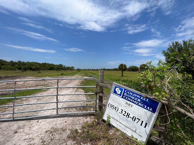 For Sale in Hendry County, Clewiston, Florida